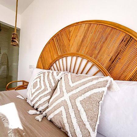 Chakra House Fuerteventura - Affordable Rooms In A Cozy Guesthouse Corralejo Ngoại thất bức ảnh