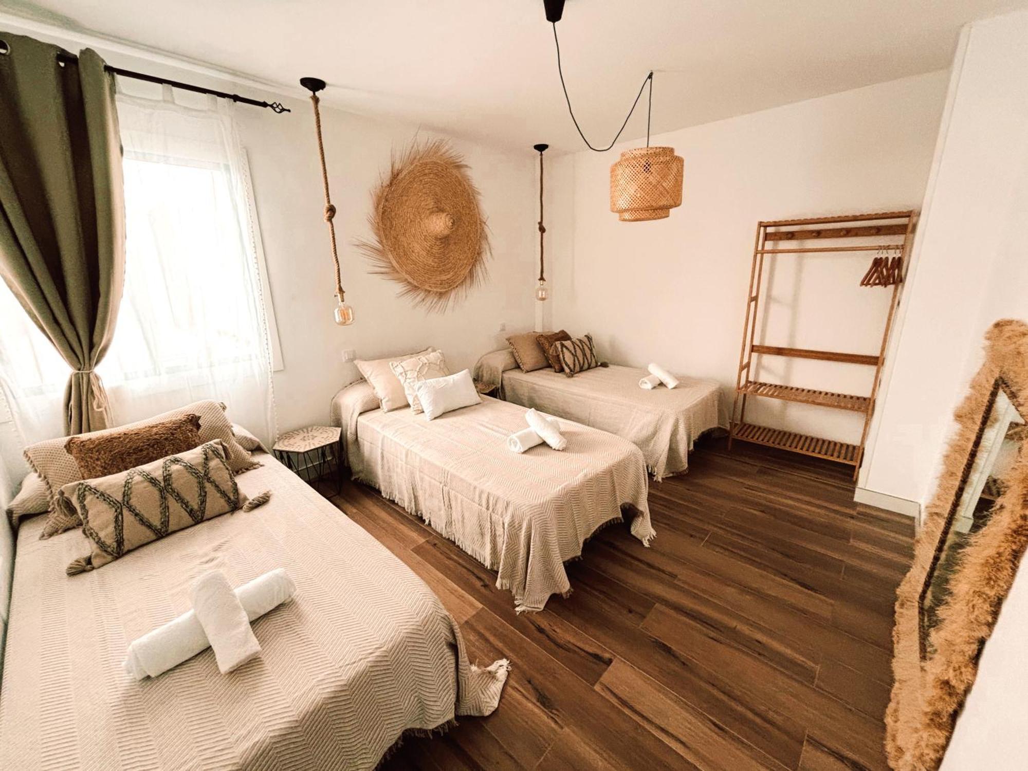 Chakra House Fuerteventura - Affordable Rooms In A Cozy Guesthouse Corralejo Ngoại thất bức ảnh